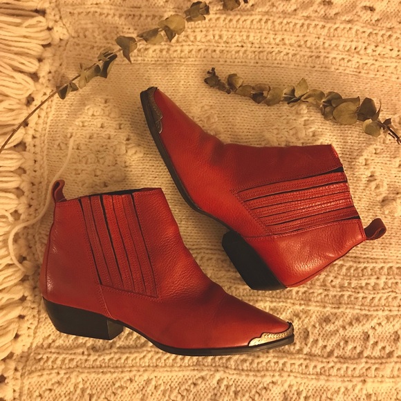 red western booties